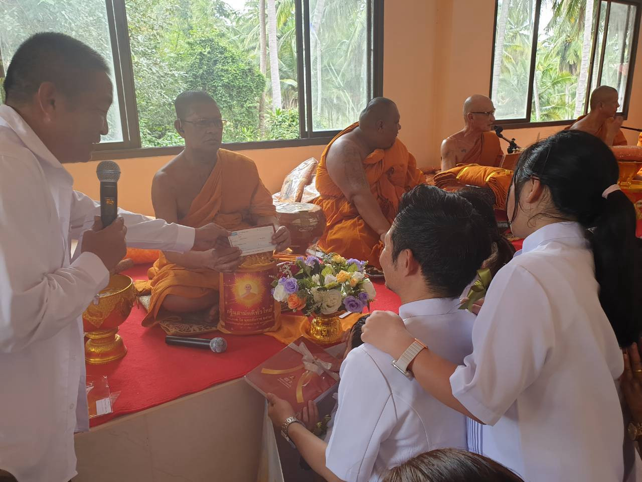 ภาพร่วมพิธีกรรมวัดวิมลคุณาราม