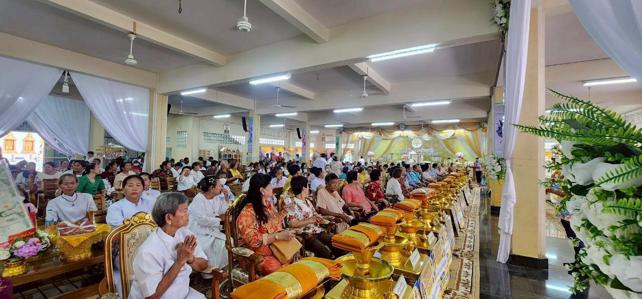 ภาพร่วมพิธีกรรมวัดตะเคียนทอง