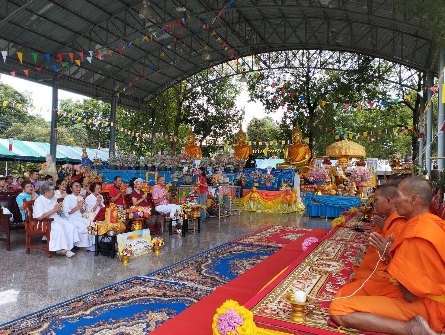 ภาพร่วมพิธีกรรมวัดแหลมเจ้าสัว