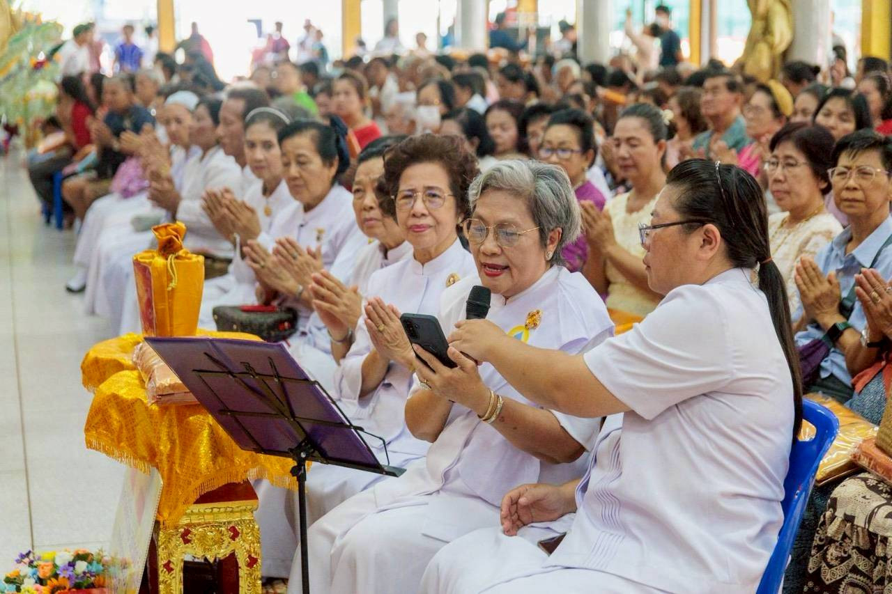 ภาพกล่าวคำถวายกฐินวัดน้อย