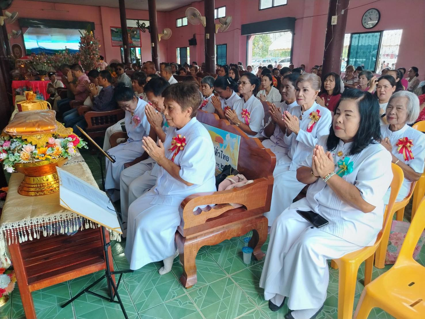 ภาพร่วมพิธีกรรมวัดสุวรรณาราม