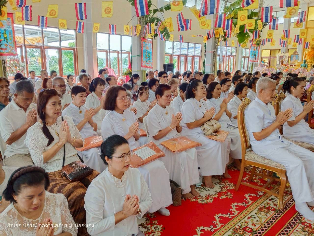 ภาพร่วมพิธีกรรมวัดเขาน้อย