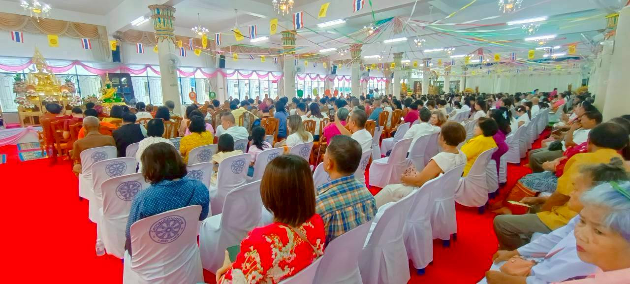 ภาพร่วมพิธีกรรมวัดบางเสร่คงคาราม