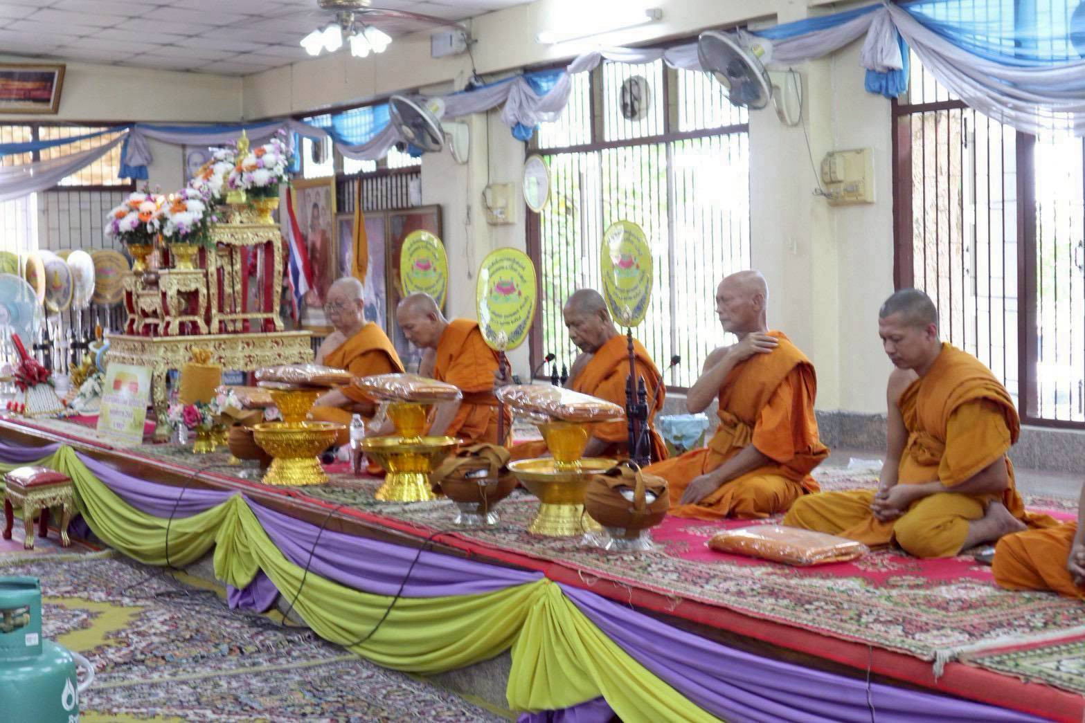 ภาพร่วมพิธีกรรมวัดหนองขาม