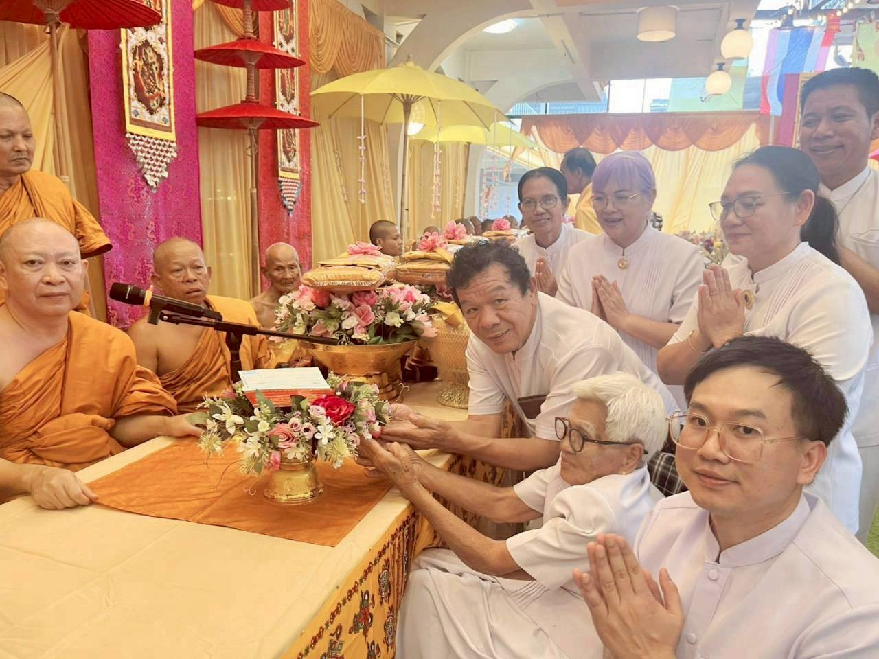 ภาพร่วมพิธีกรรมวัดพิบูลสัณหธรรม
