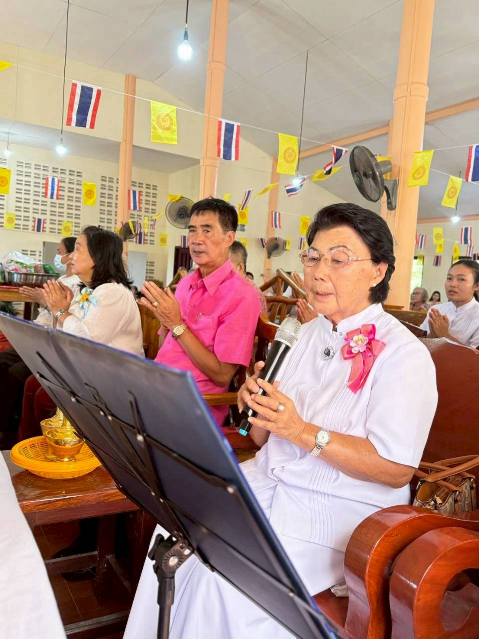 ภาพกล่าวคำถวายกฐินสำนักสงฆ์มโนธรรม