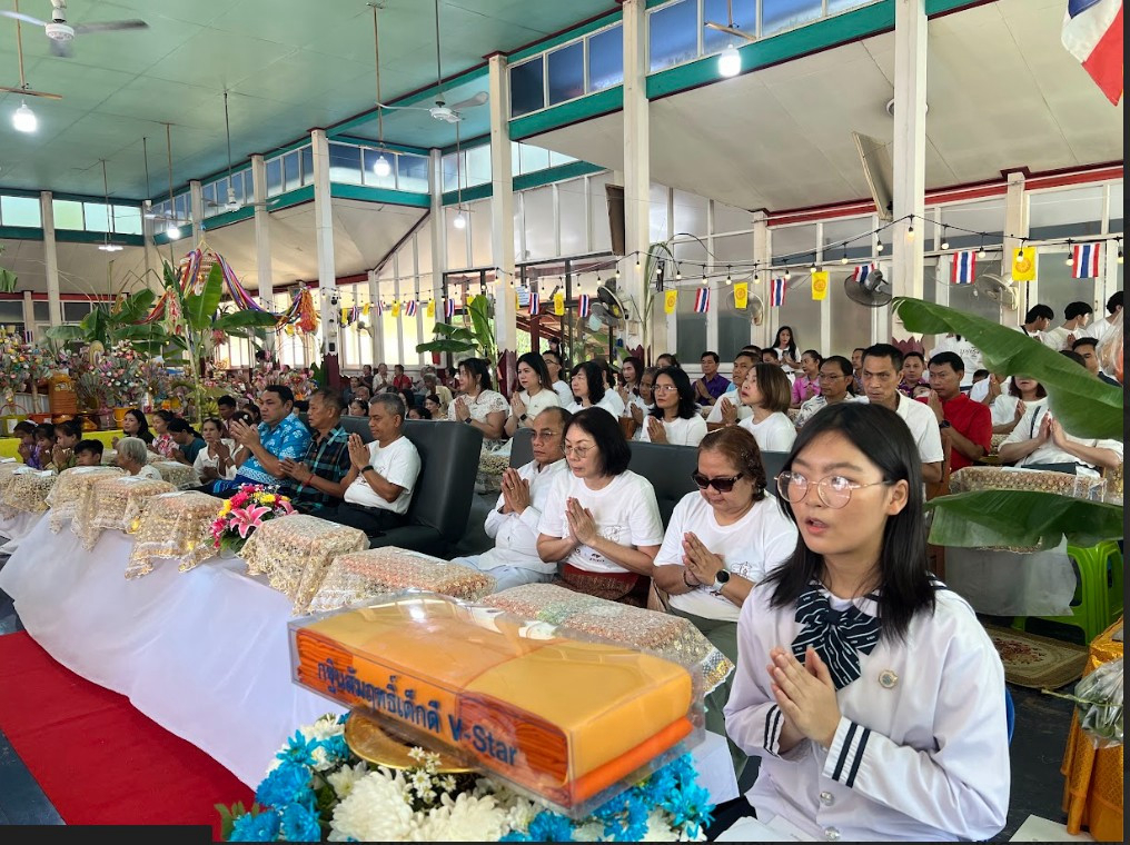 ภาพร่วมพิธีกรรมวัดแหลมฉบัง