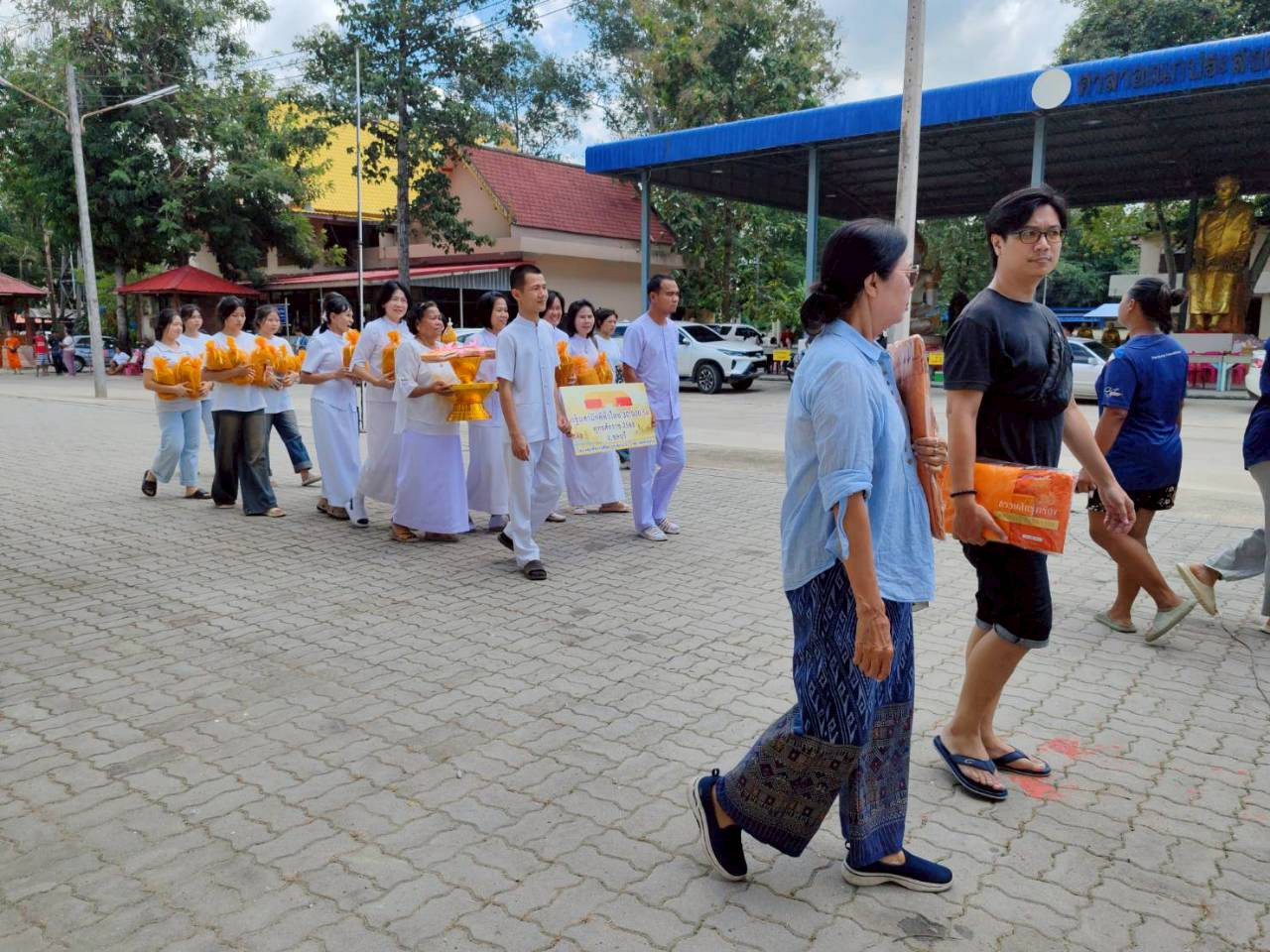 ภาพร่วมพิธีกรรมวัดทุ่งเหียง