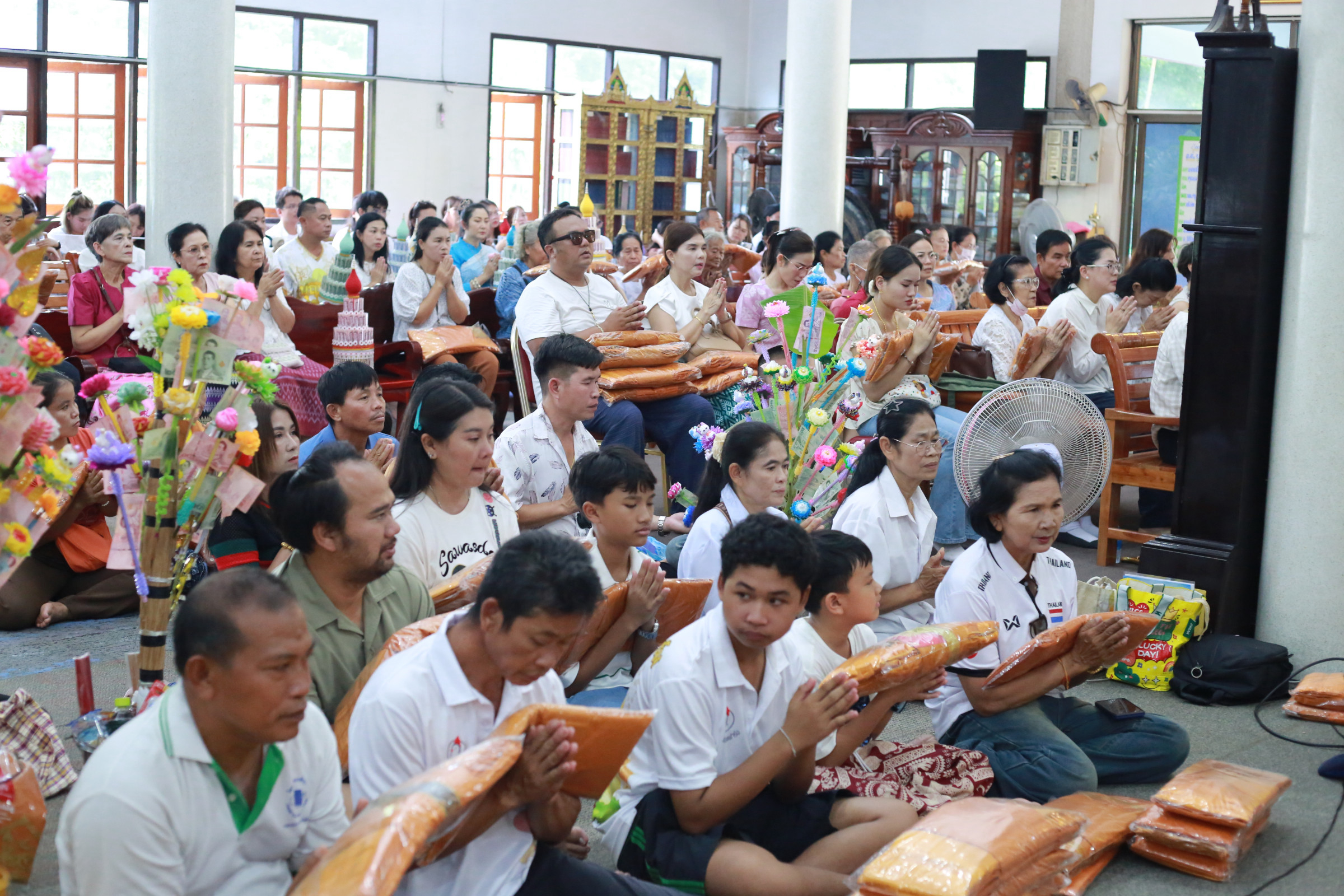 ภาพร่วมพิธีกรรมวัดใหม่ทรายมูล