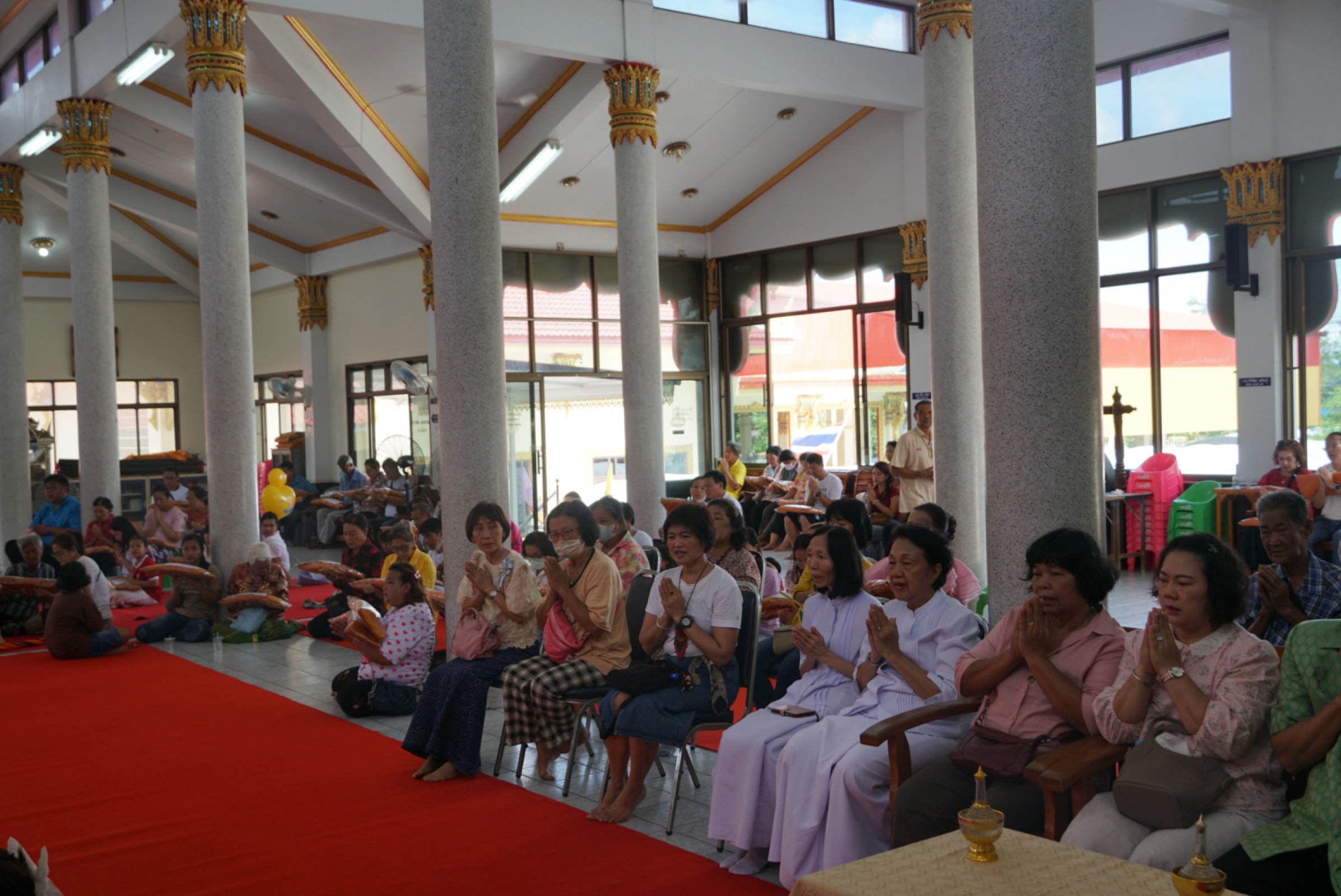 ภาพร่วมพิธีกรรมวัดกุฎโง้ง