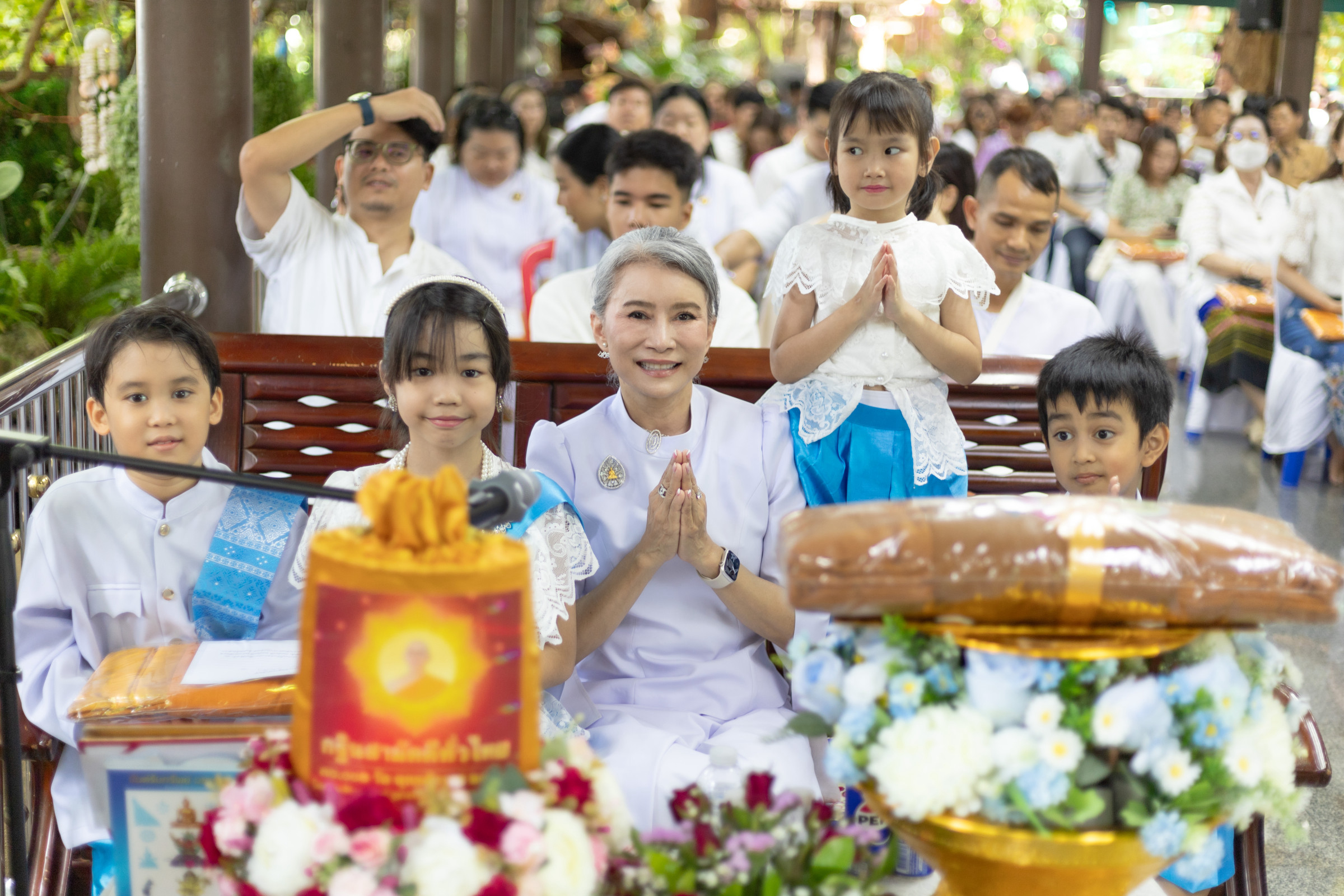 ภาพร่วมพิธีกรรมวัดเขาแตงอ่อน