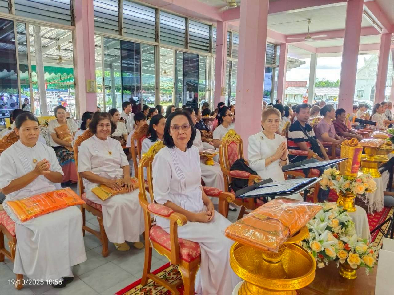 ภาพร่วมพิธีกรรมวัดคลองมือไทร