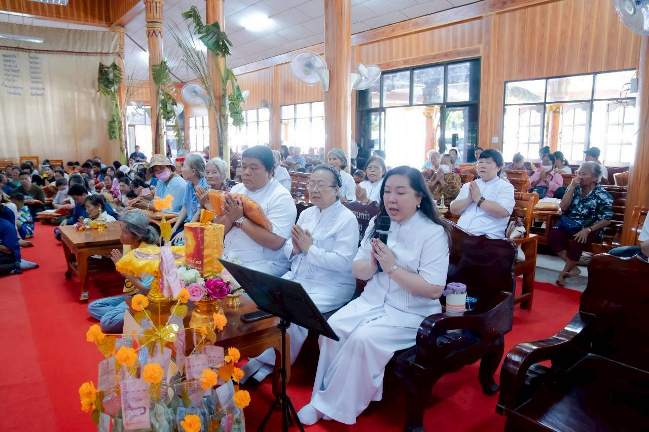 ภาพกล่าวคำถวายกฐินวัดทุ่งศาลา