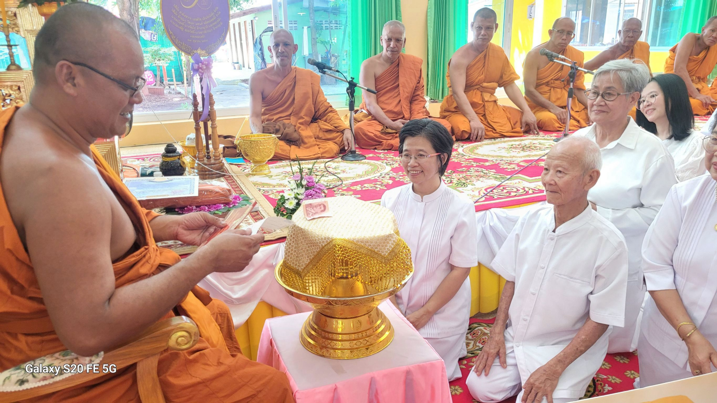 ภาพร่วมพิธีกรรมวัดหนองกะขะ