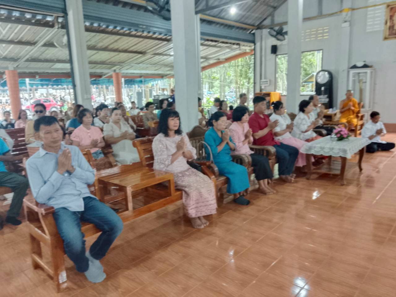 ภาพร่วมพิธีกรรมวัดบ้านโป่ง