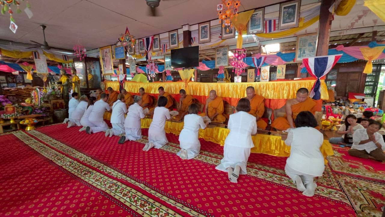 ภาพร่วมพิธีกรรมวัดโคกสว่าง