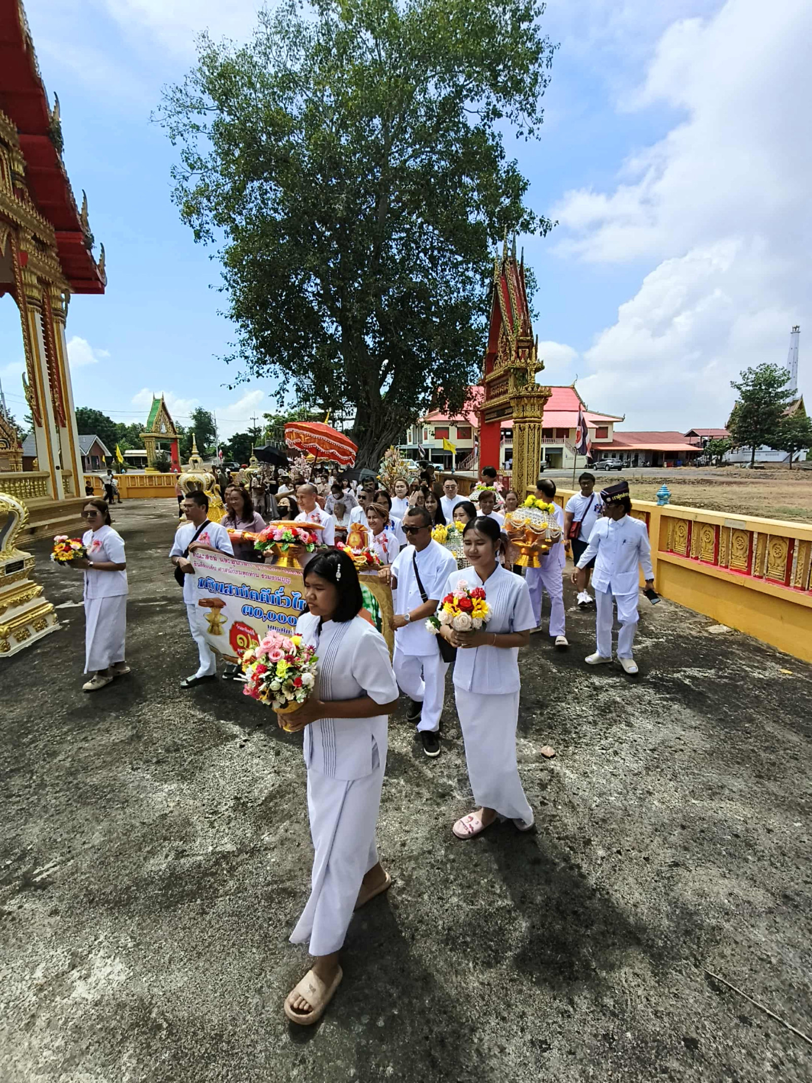 ภาพร่วมพิธีกรรมวัดคลองเฆ่