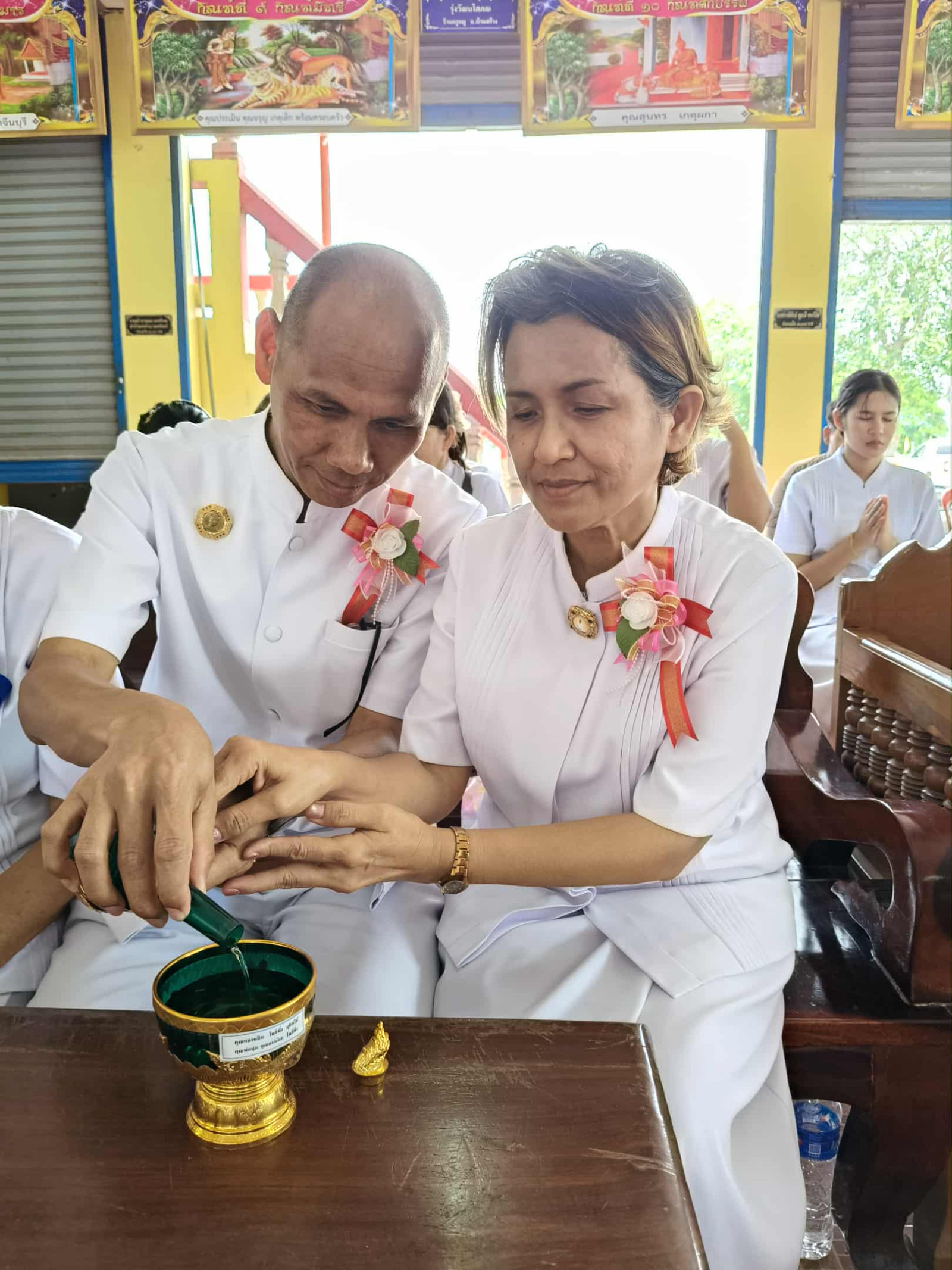 ภาพร่วมพิธีกรรมวัดคลองเฆ่