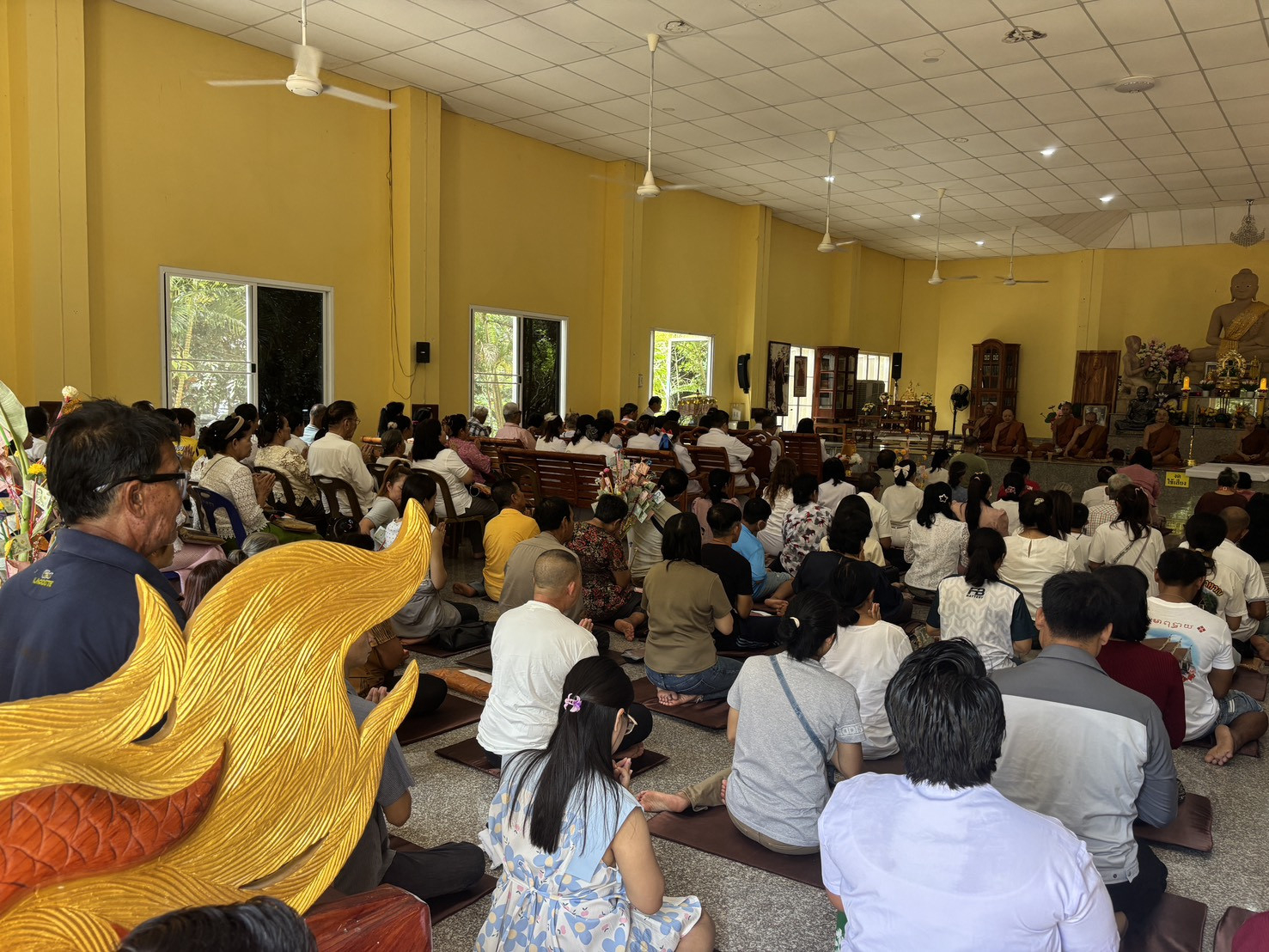 ภาพร่วมพิธีกรรมวัดป่าทุ่งพญาหาญ