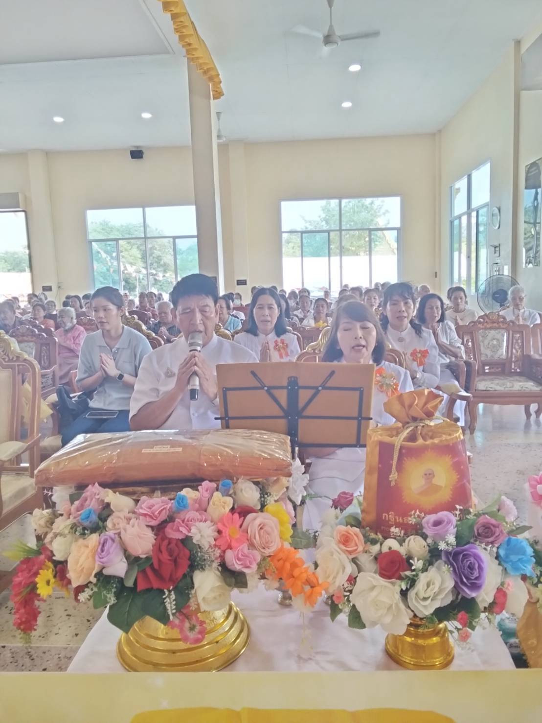 ภาพร่วมพิธีกรรมวัดท่าพาณิชย์