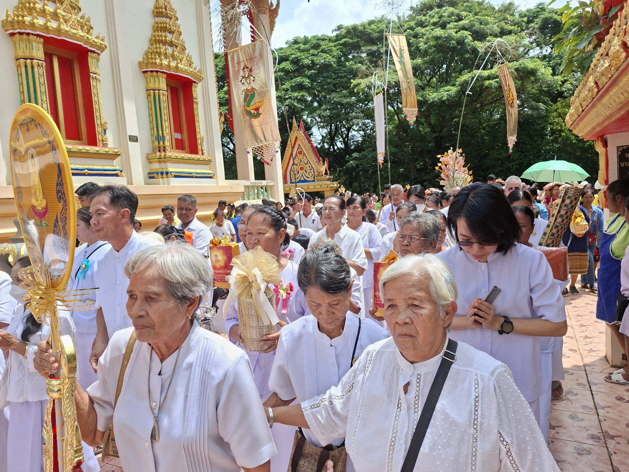 ภาพร่วมพิธีกรรมวัดวังท่าช้าง