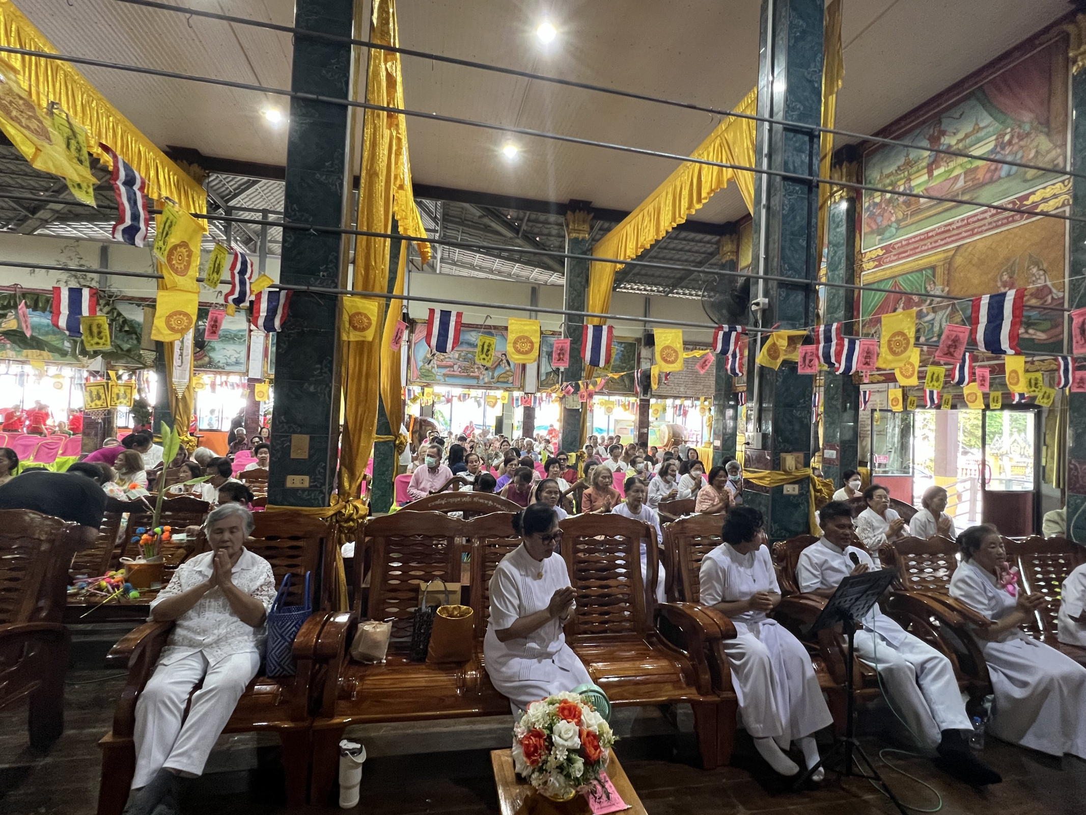 ภาพร่วมพิธีกรรมวัดทัพช้าง(เมืองใหม่)