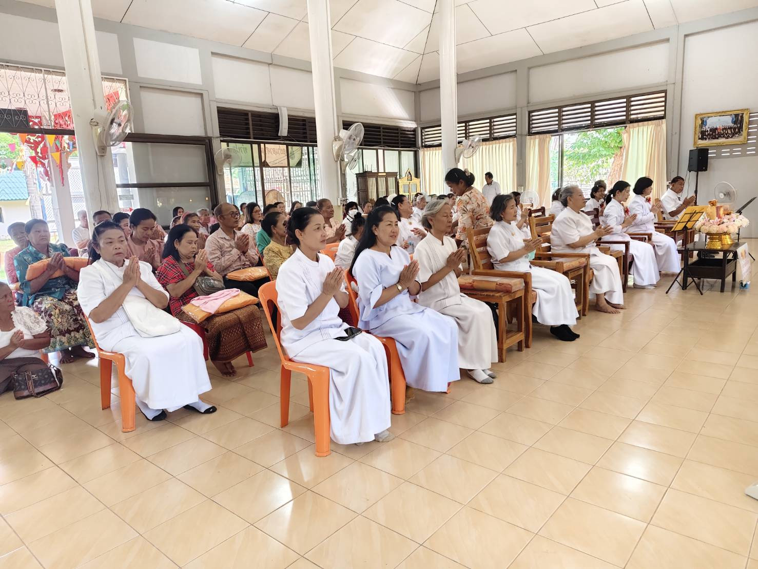 ภาพร่วมพิธีกรรมวัดหนองไม้เอก