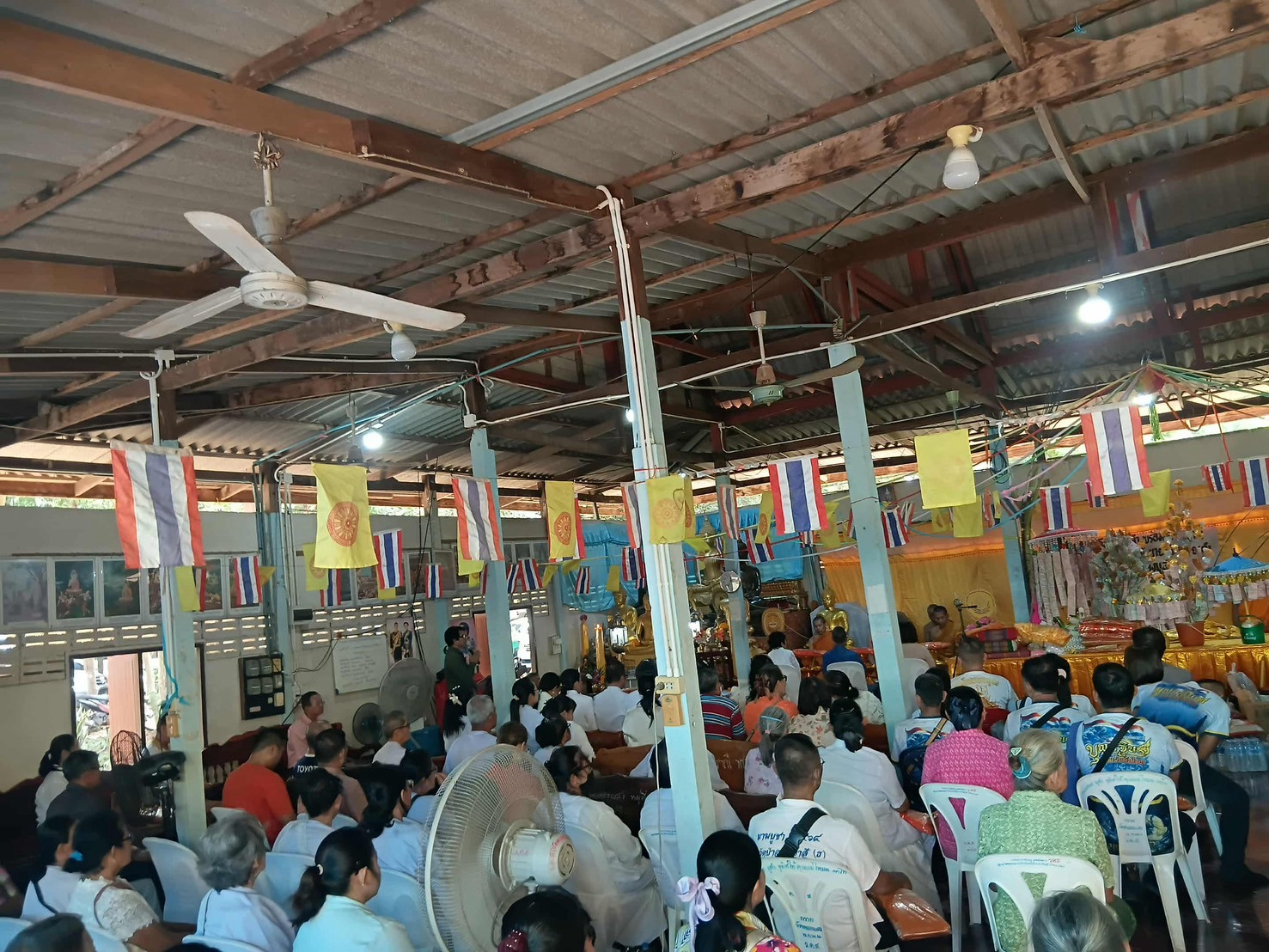 ภาพร่วมพิธีกรรมวัดคลองแสง