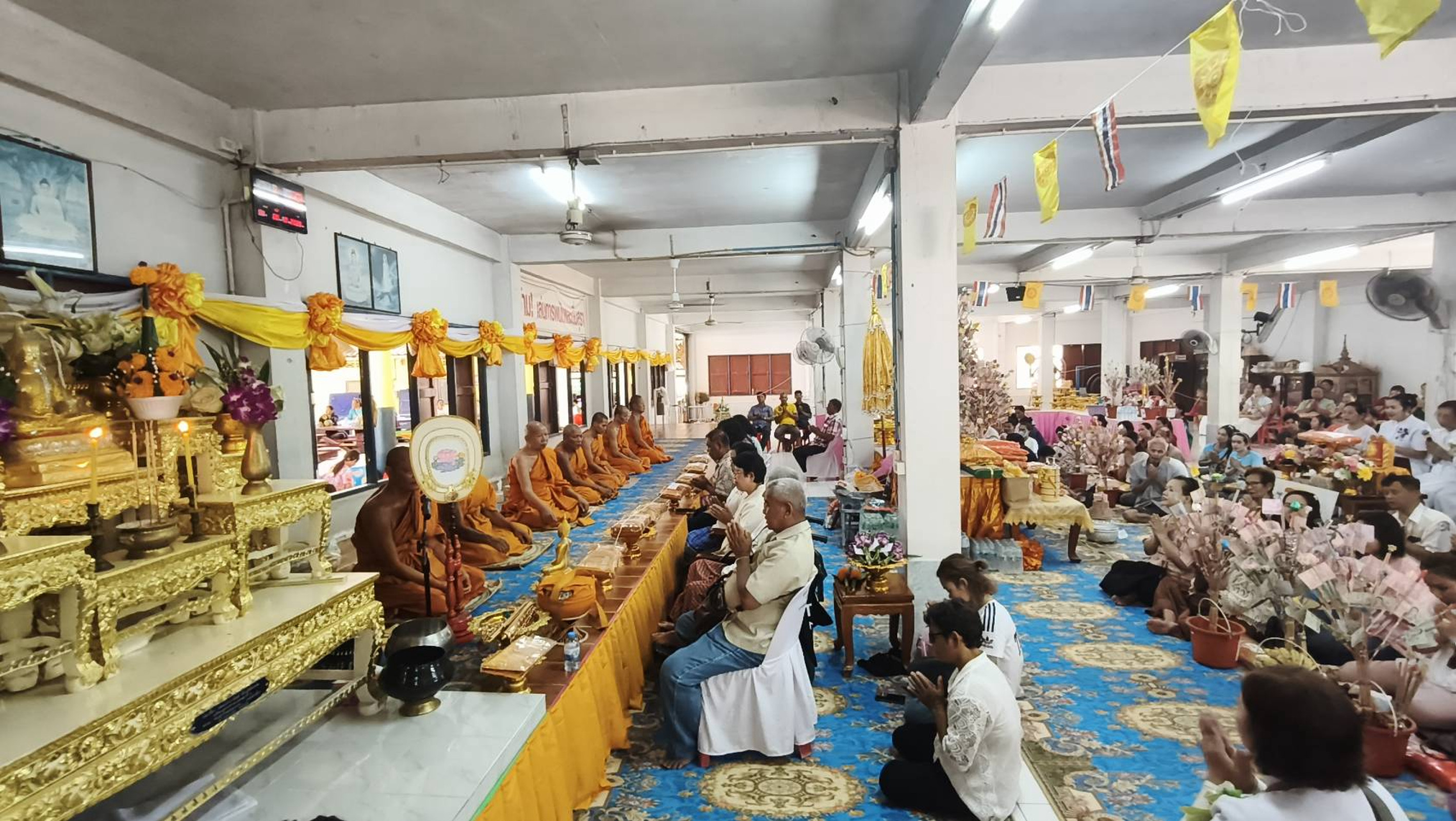 ภาพร่วมพิธีกรรมวัดสุวรรณวิทยาราม(หนองคุ้ม)