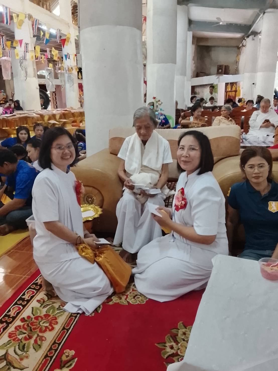 ภาพร่วมพิธีกรรมวัดป่าภาวนาธรรม