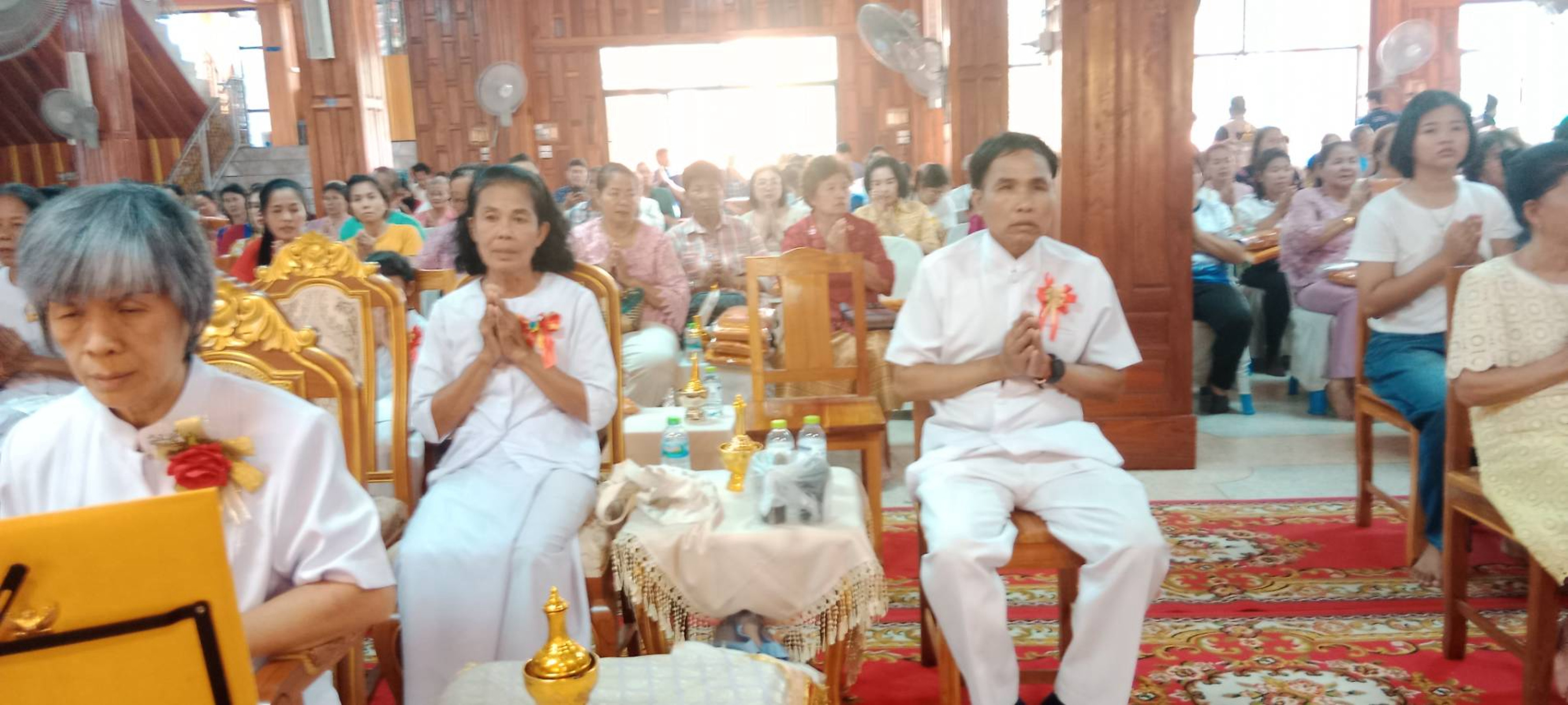 ภาพร่วมพิธีกรรมวัดราษฎร์เจริญศรัทธาธรรม