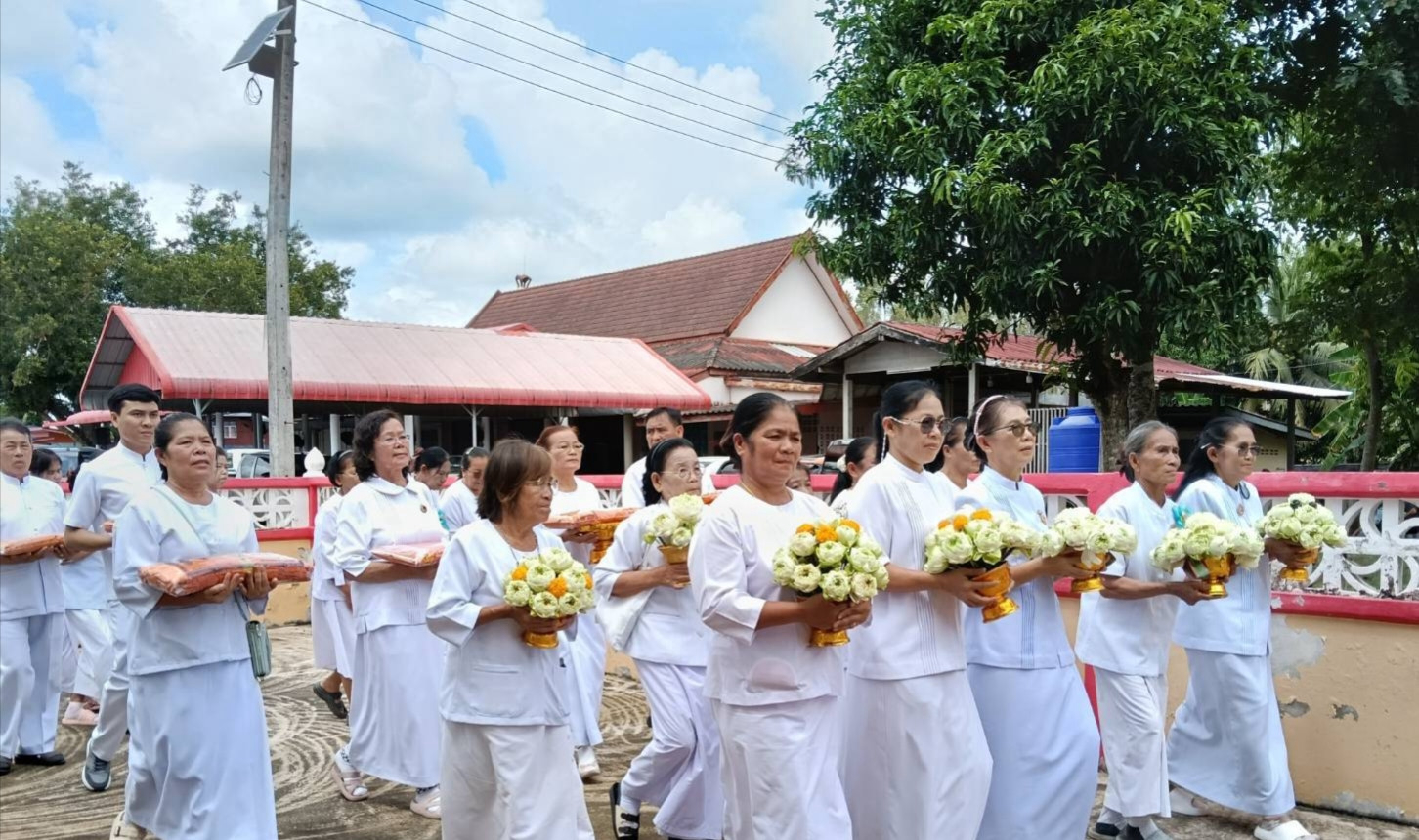 ภาพร่วมขบวนกฐินวัดบูรณราษฎร์ศรัทธาทำ