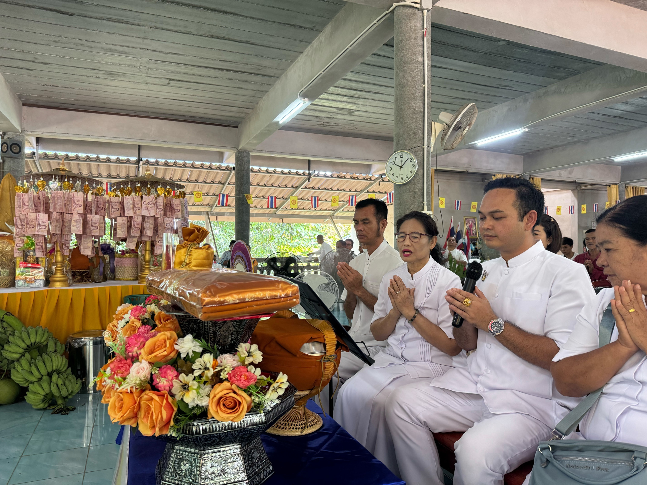 ภาพร่วมพิธีกรรมวัดคลองบางบ่อ