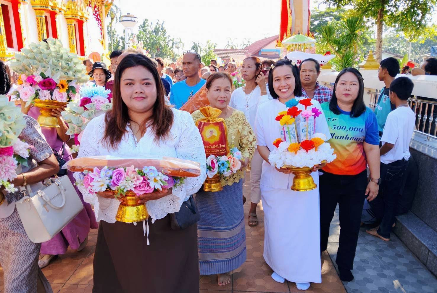 ภาพร่วมขบวนกฐินวัดยายจั่น