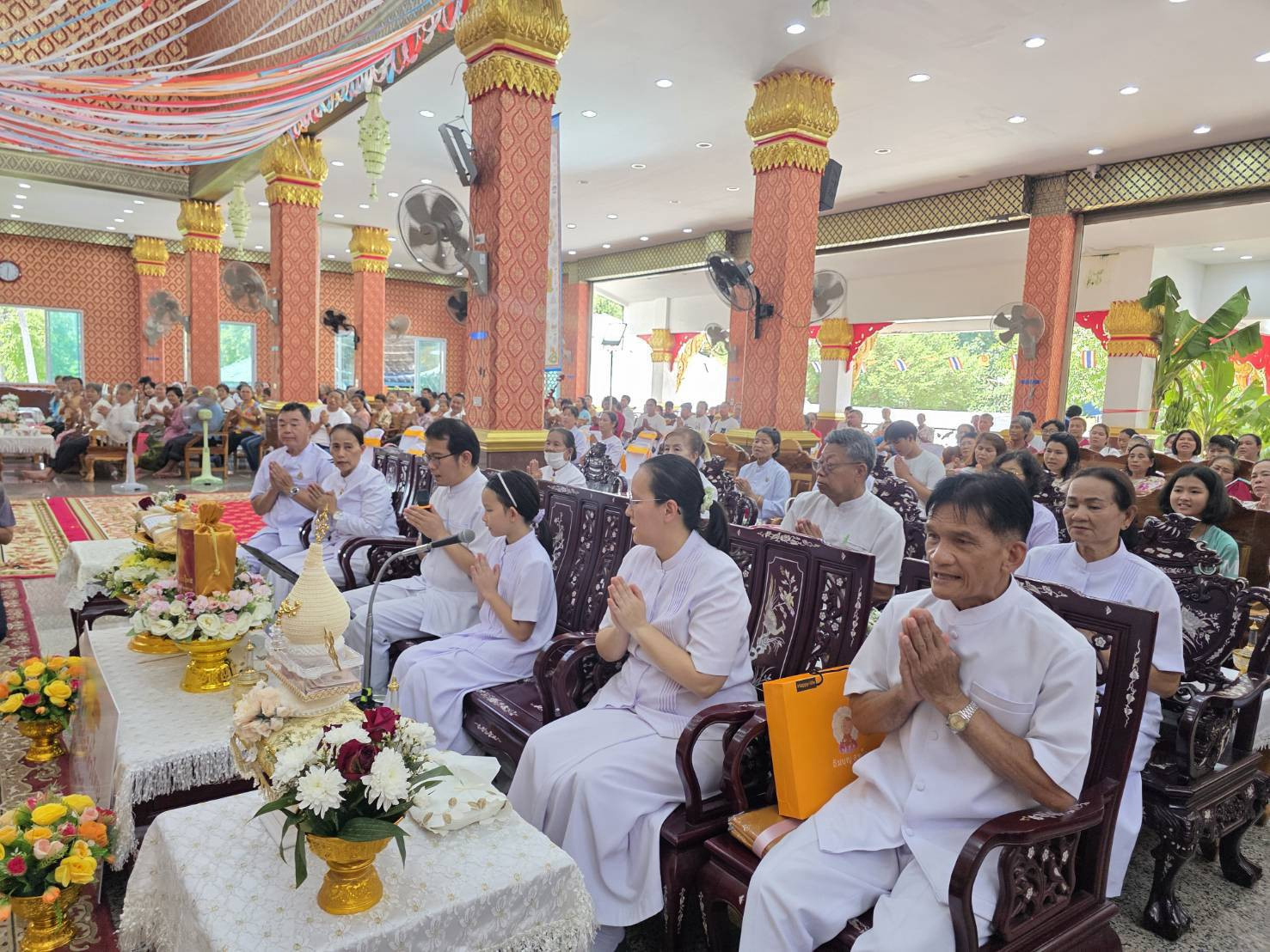 ภาพร่วมพิธีกรรมวัดคลองปูน