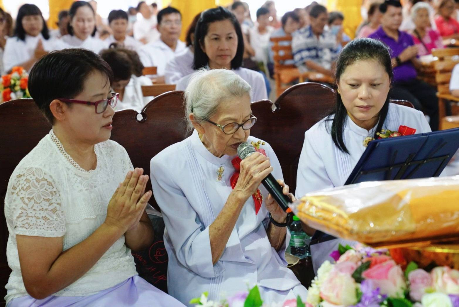 ภาพร่วมพิธีกรรมวัดบึงต้นชัน