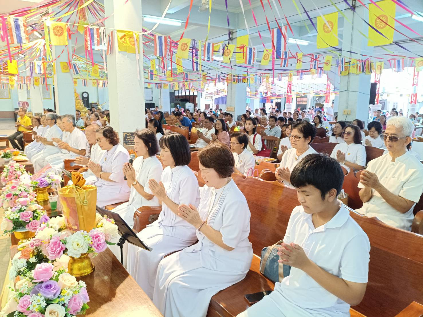 ภาพกล่าวคำถวายกฐินวัดหนองคอกหมู