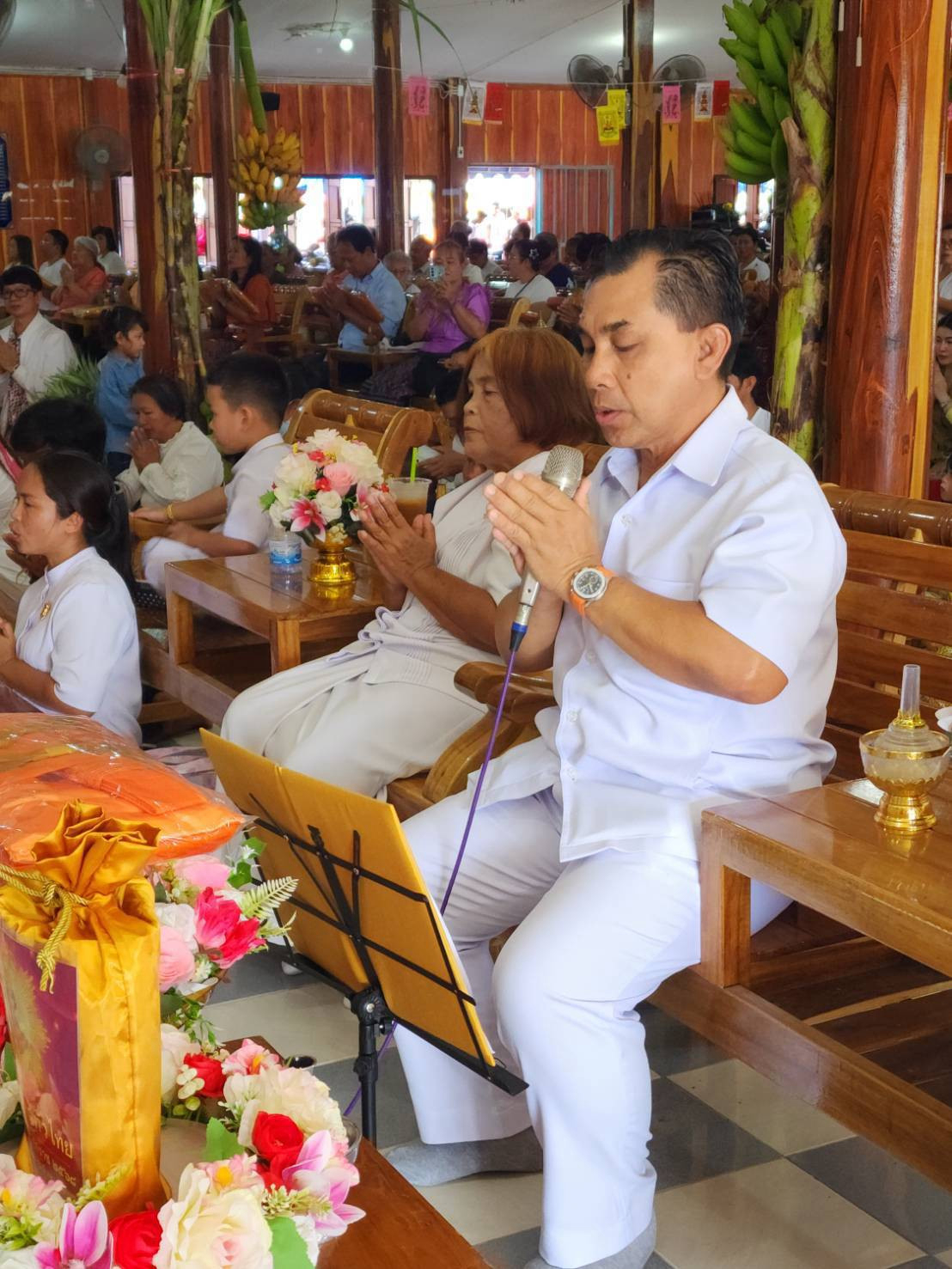 ภาพกล่าวคำถวายกฐินวัดดอกกราย