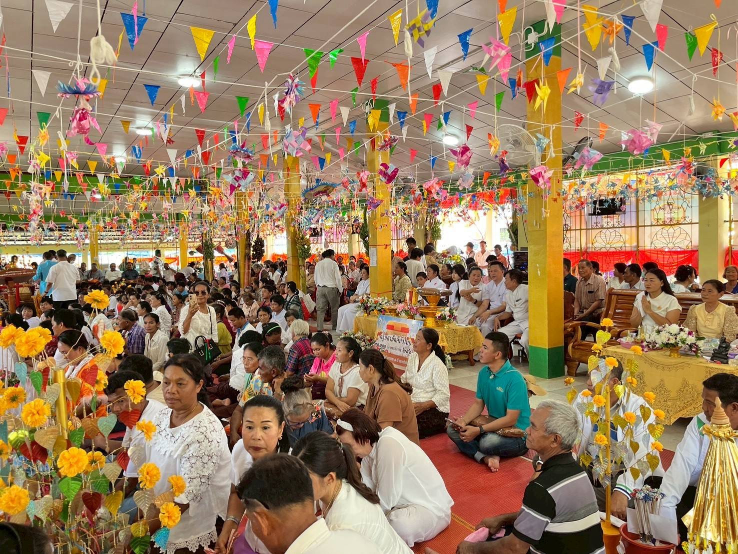 ภาพร่วมพิธีกรรมวัดเหล่าคลองกลาง