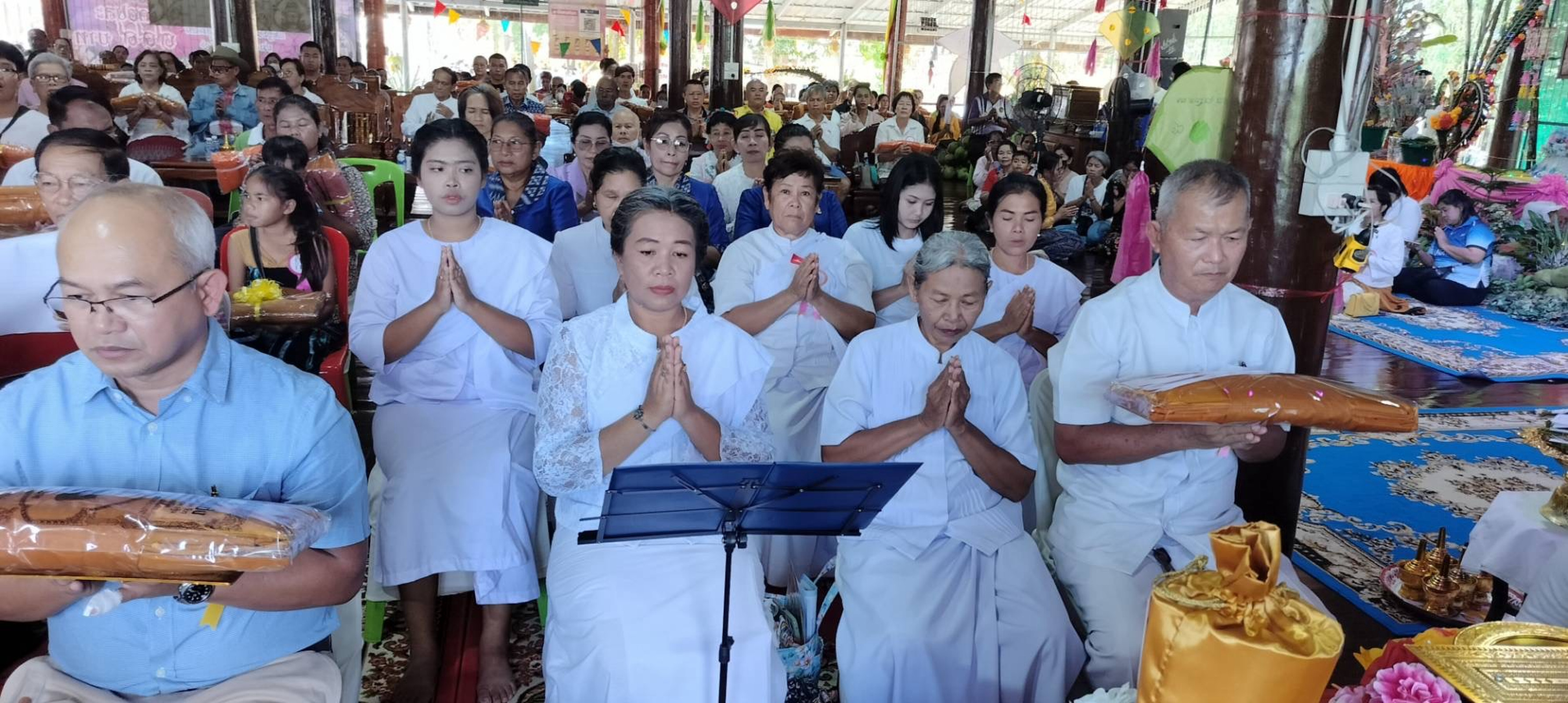 ภาพร่วมพิธีกรรมวัดชนะไชยศรี