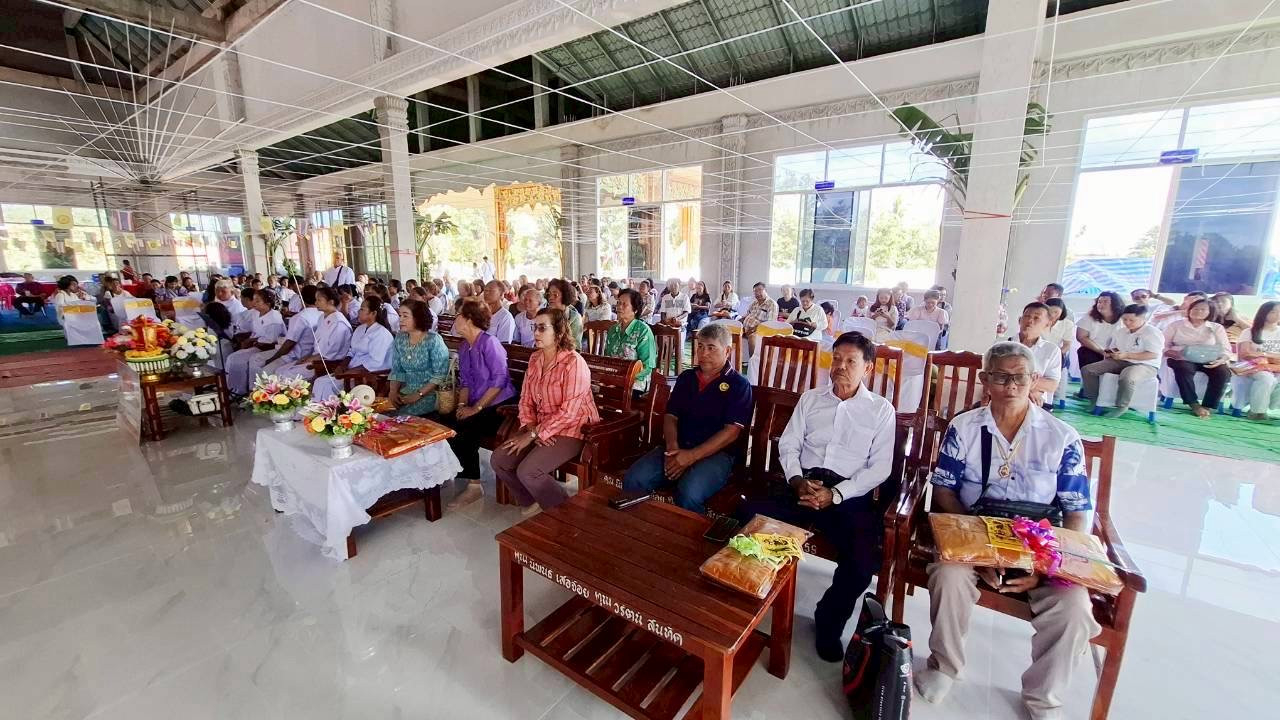 ภาพร่วมพิธีกรรมวัดหนองแวงวนาราม