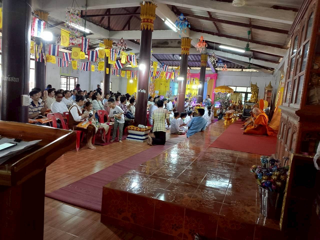 ภาพร่วมพิธีกรรมวัดหนองสมบูรณ์