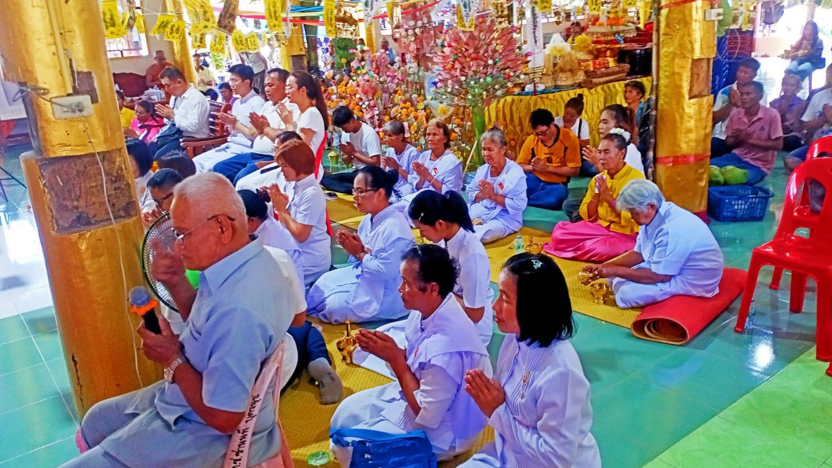 ภาพร่วมพิธีกรรมวัดท่าผักชี