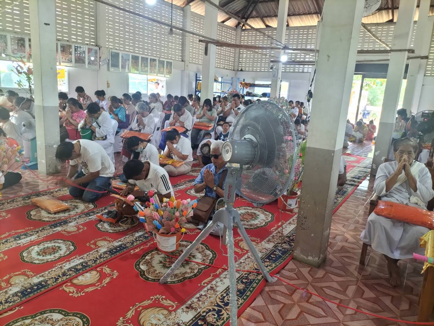 ภาพร่วมพิธีกรรมวัดเขานันทา