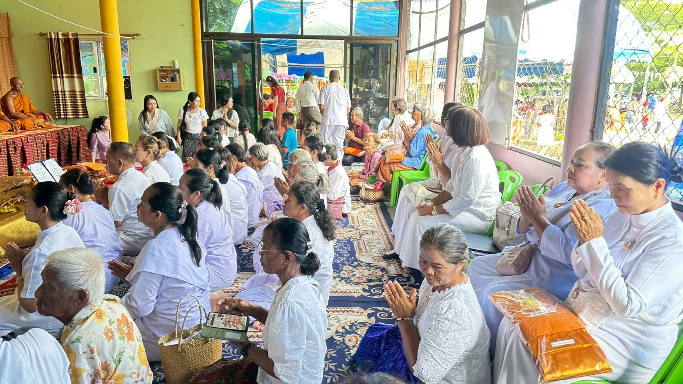 ภาพร่วมพิธีกรรมวัดใหม่ไทยถาวร