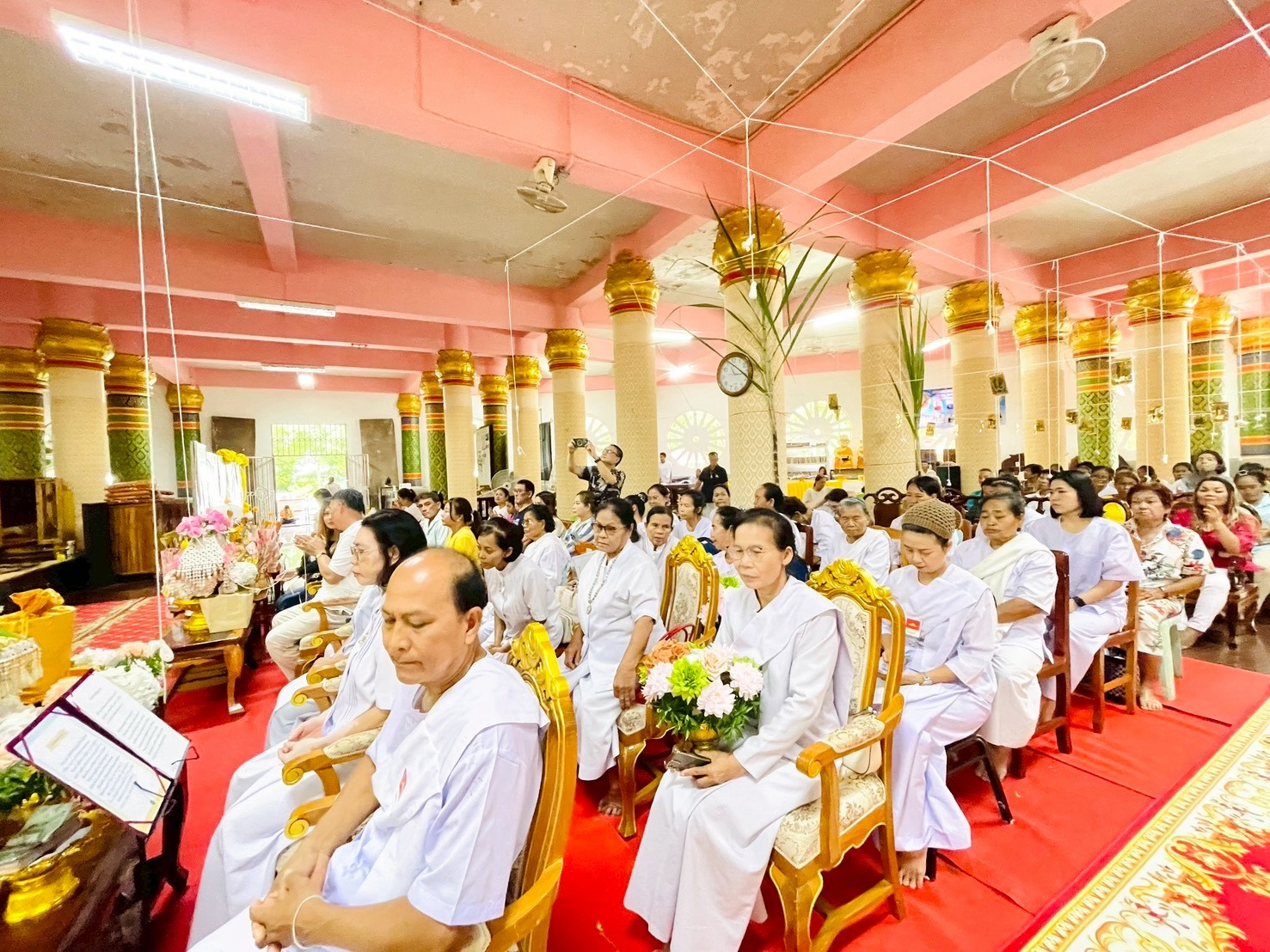 ภาพร่วมพิธีกรรมวัดเขาลาน