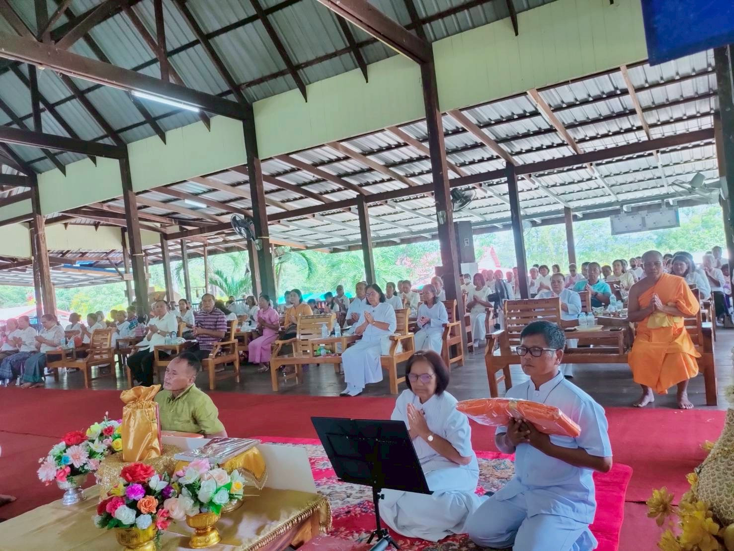 ภาพร่วมพิธีกรรมวัดกุดเวียน