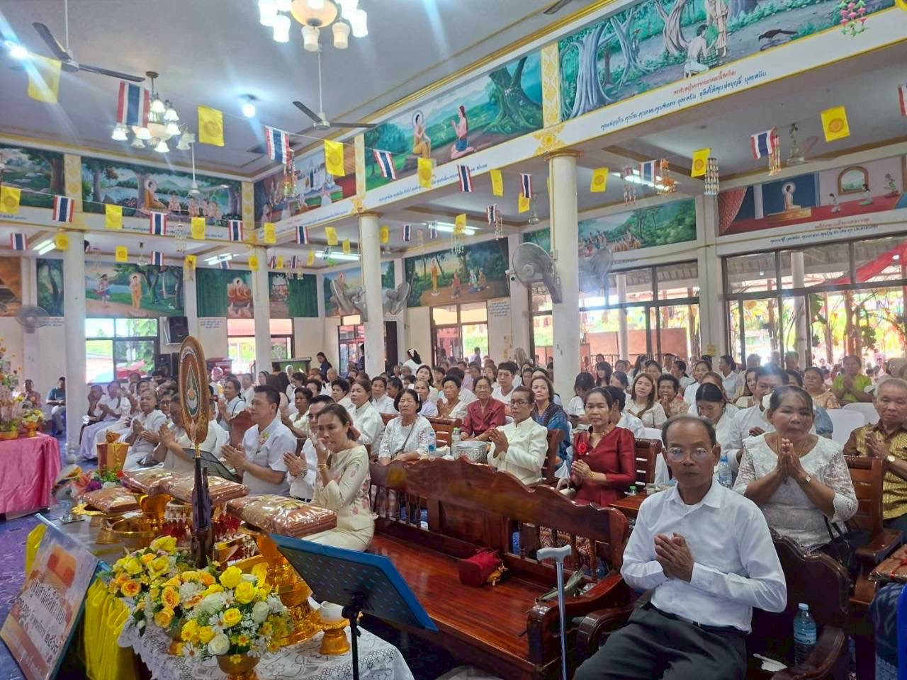 ภาพร่วมพิธีกรรมวัดหนองแวง