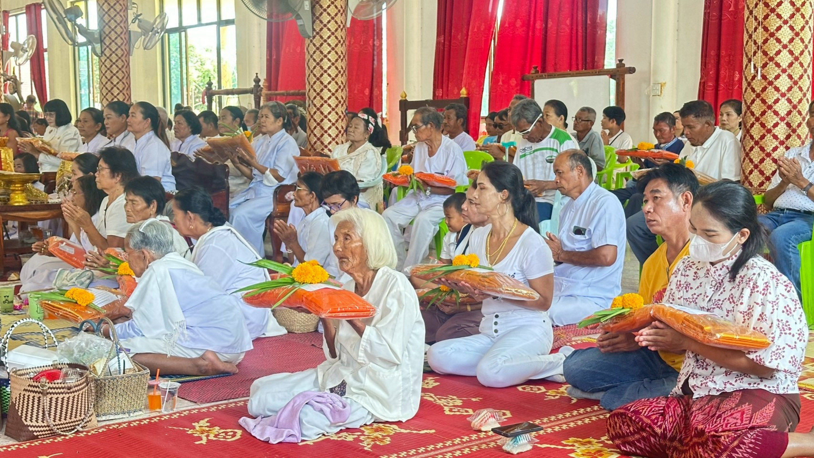 ภาพร่วมพิธีกรรมวัดสามัคคีสันติธรรม