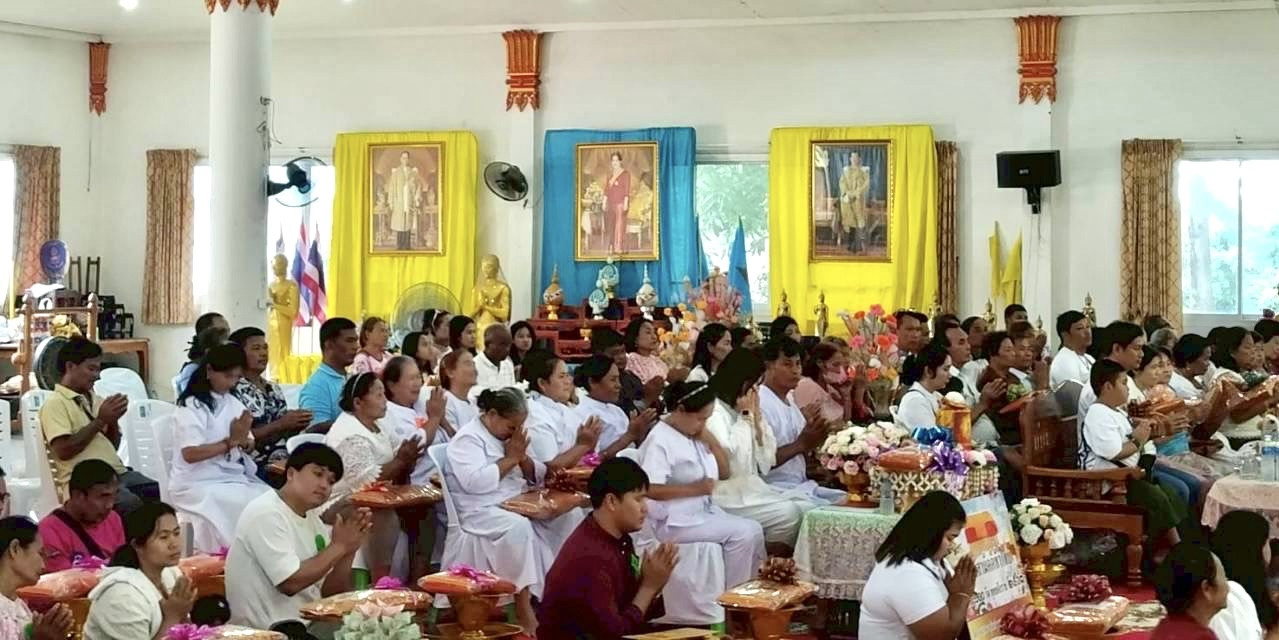 ภาพร่วมพิธีกรรมวัดเขาตาง็อก